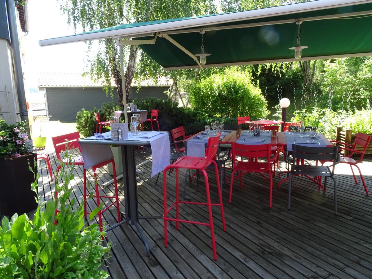 Logis Hotel Restaurant La Tour Dunieres 외부 사진