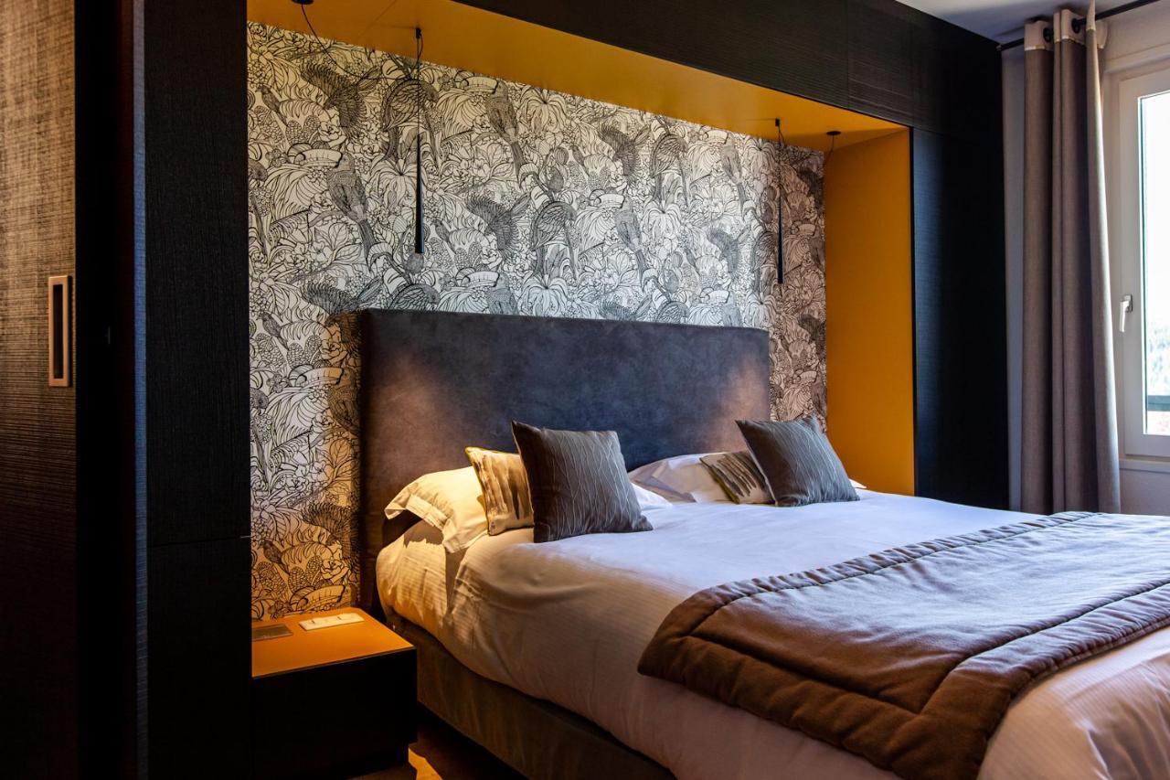 Logis Hotel Restaurant La Tour Dunieres 외부 사진